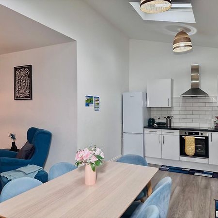 Cosy 1-Bed Flat 30Min To Central London & Parking 外观 照片
