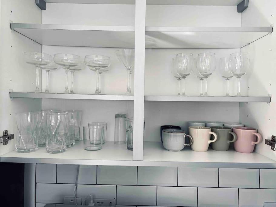 Cosy 1-Bed Flat 30Min To Central London & Parking 外观 照片