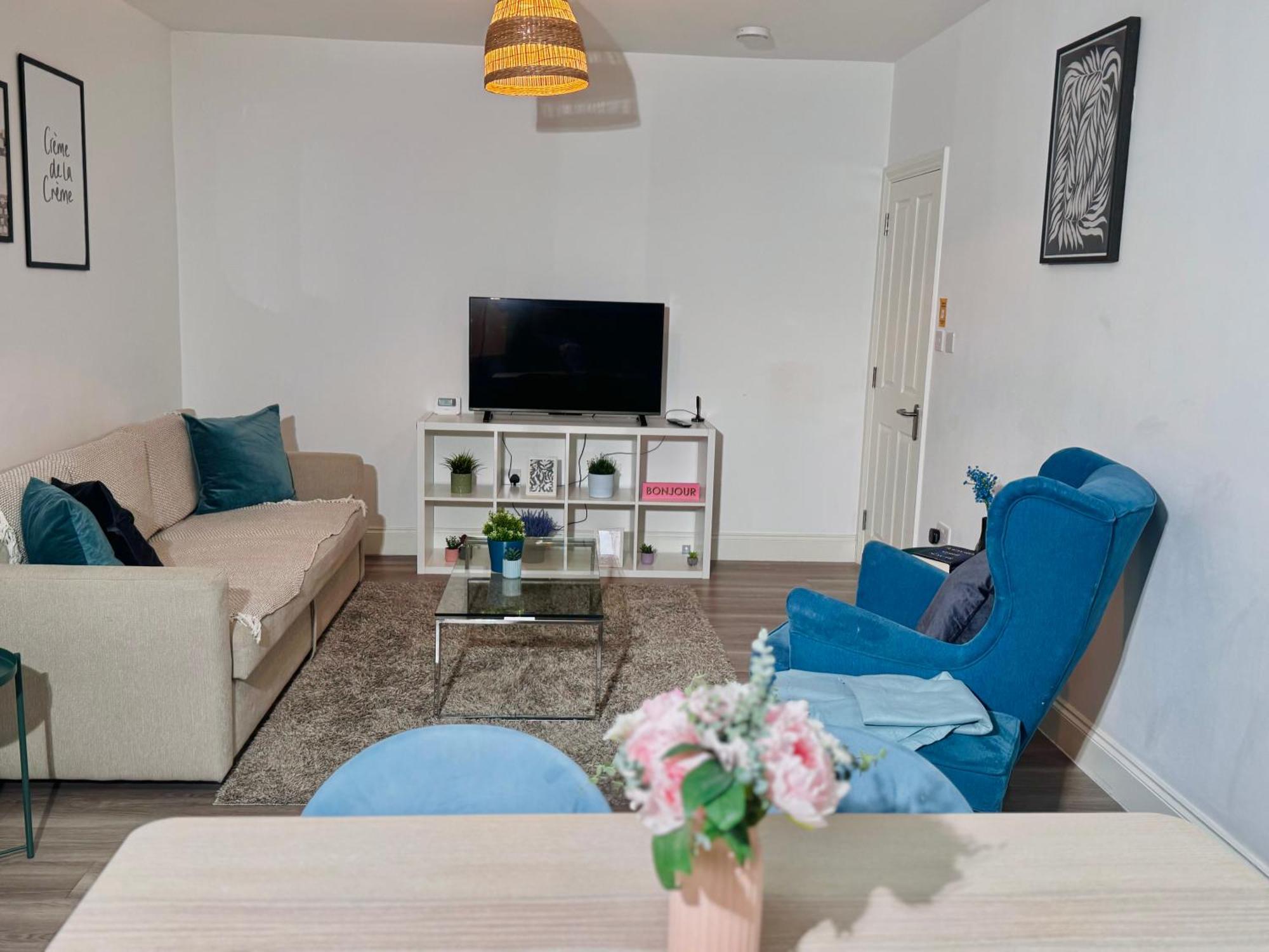 Cosy 1-Bed Flat 30Min To Central London & Parking 外观 照片