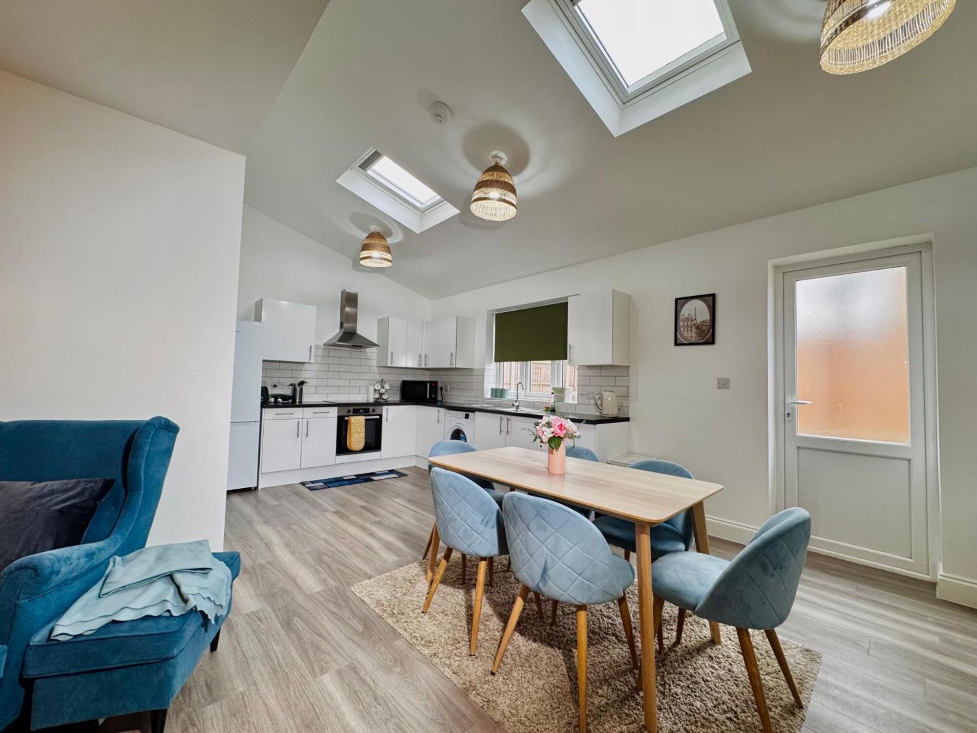 Cosy 1-Bed Flat 30Min To Central London & Parking 外观 照片